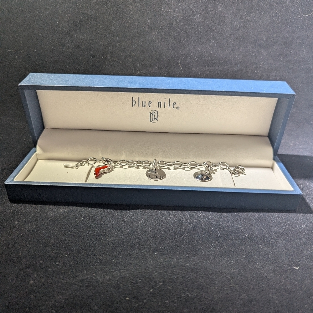 Blue Nile Sterling Silver 925 Bracelet With 3 Charms 6.5"